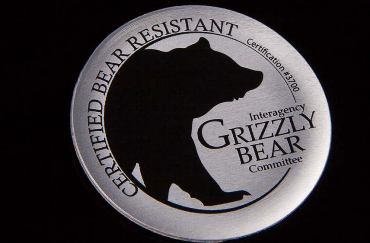 Badge en aluminium - Grizzly Bear